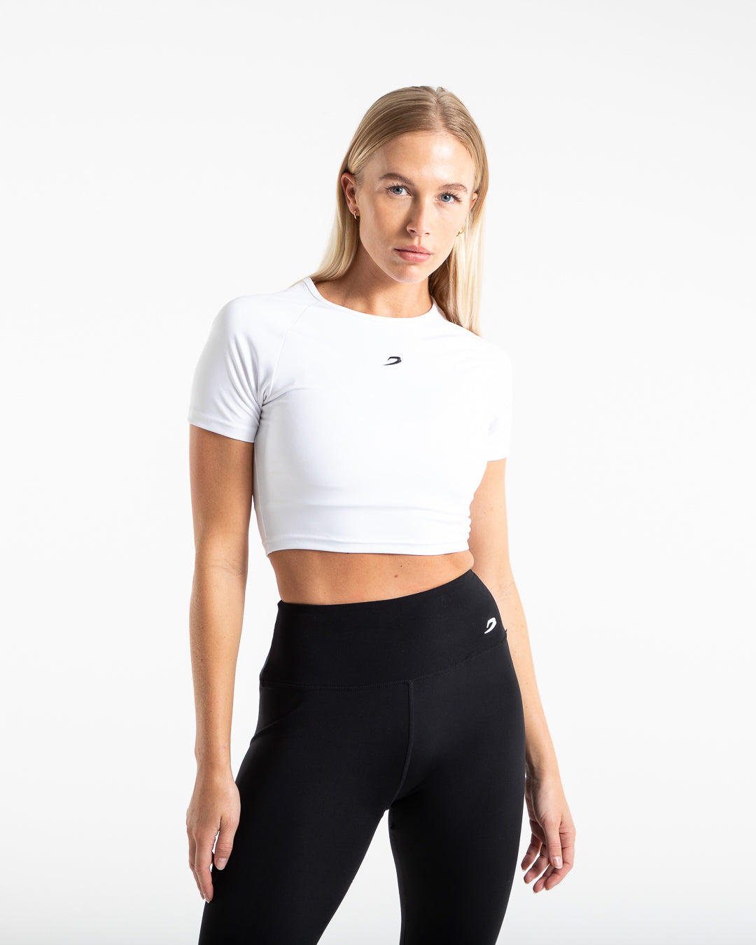 Alo Yoga All Day Short Sleeve Top in White, Size: XS
