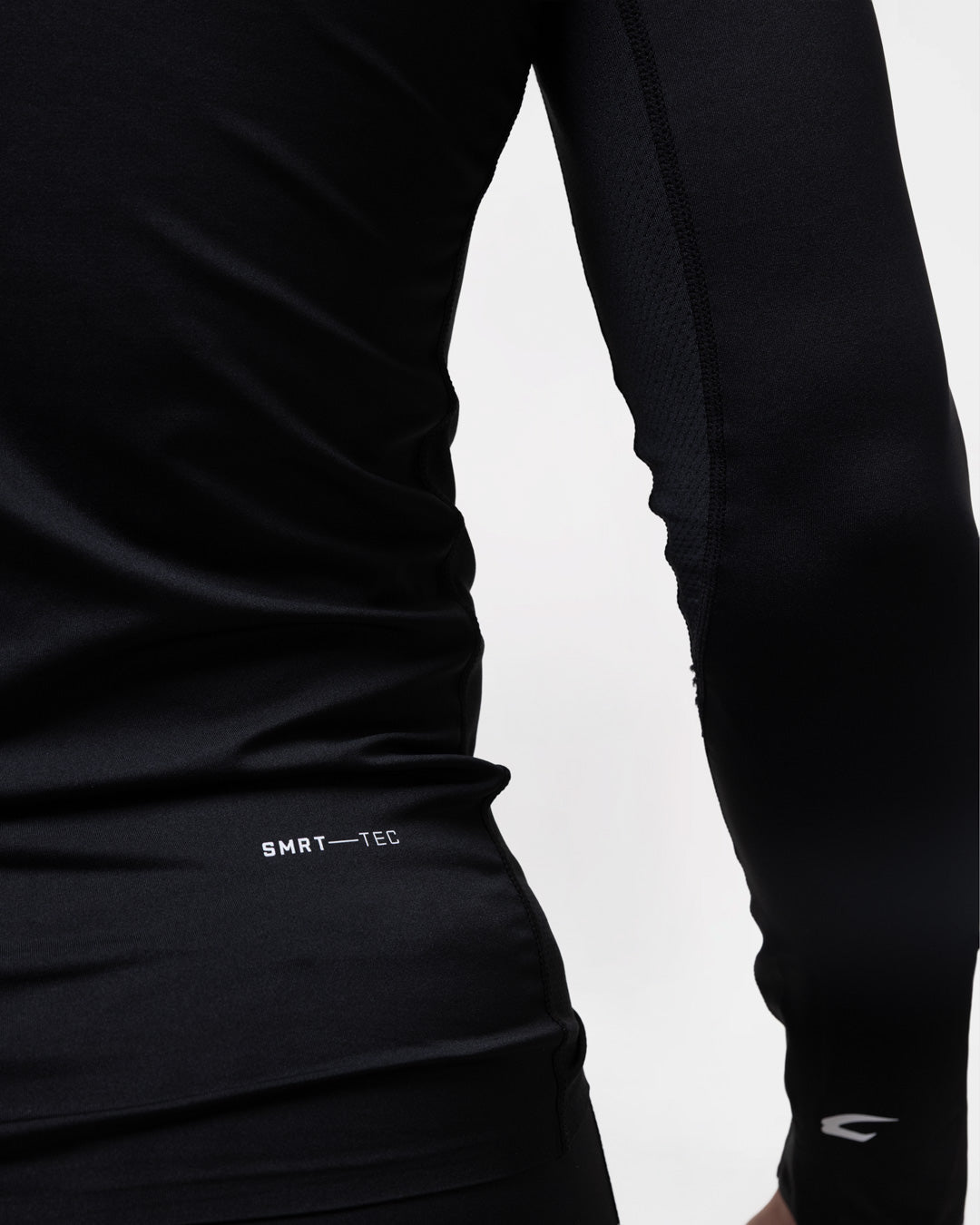 Saddler Compression Long Sleeve T-Shirt - Black