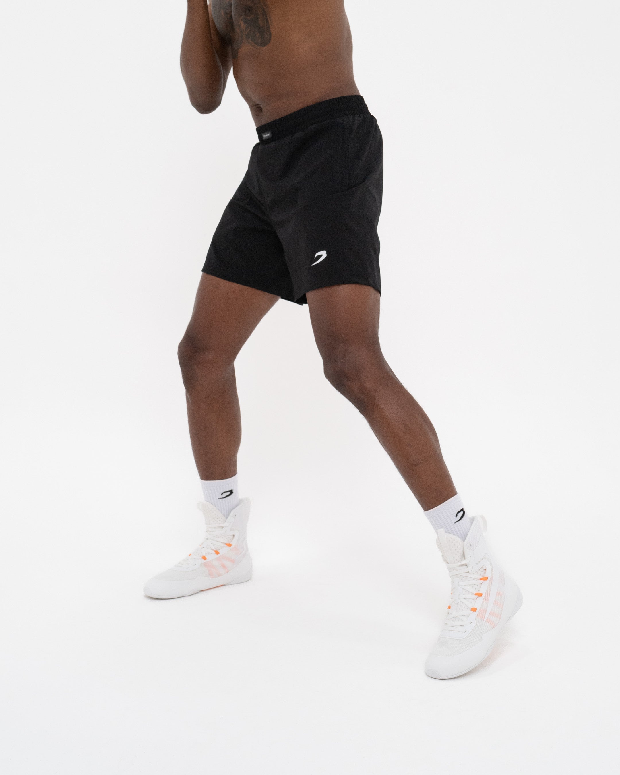 Valdes 7" Shorts - Black