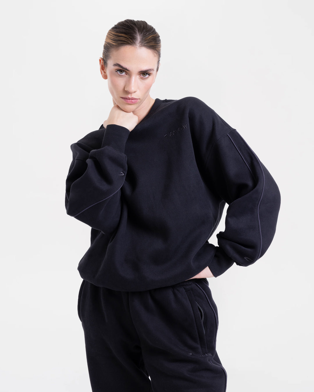 JoAnn Sweatshirt - Black
