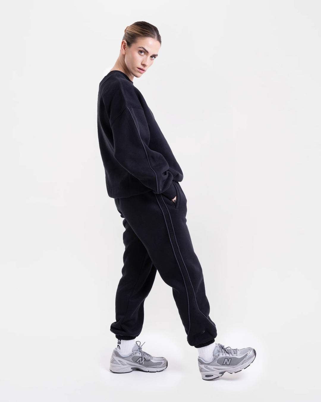 JoAnn Sweatshirt - Black