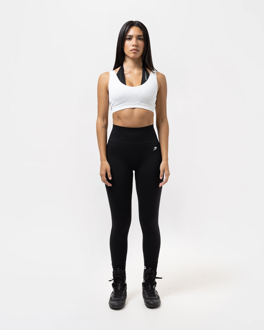Giselle Seamless Double Layer Sports Bra - White/Black